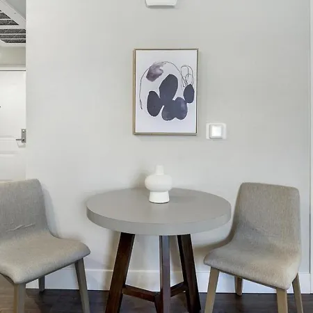 Landing At Timberwalk At Mandarin - 1 Bedroom In Sunbeam
